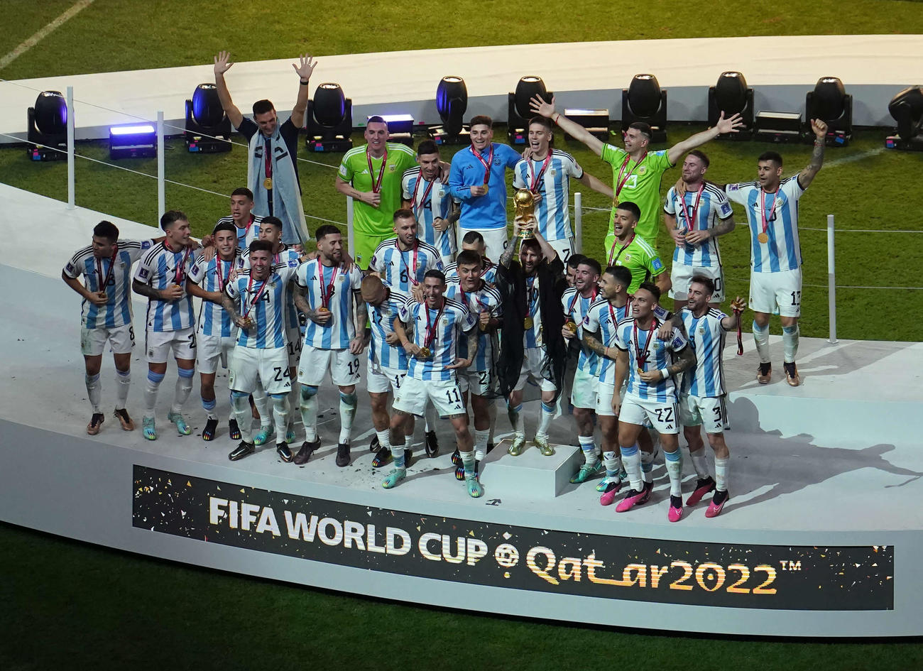 アルゼンチン対フランス　優勝を果たし歓喜するアルゼンチンイレブン（撮影・パオロ　ヌッチ）