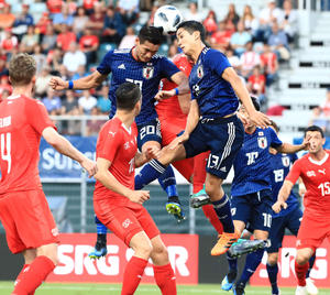 武藤アピールできず チャンスで中に人がいない 日本代表 日刊スポーツ