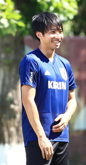 柴崎岳は「戦えていることに感謝」W杯で成長実感 - 日本代表 : 日刊