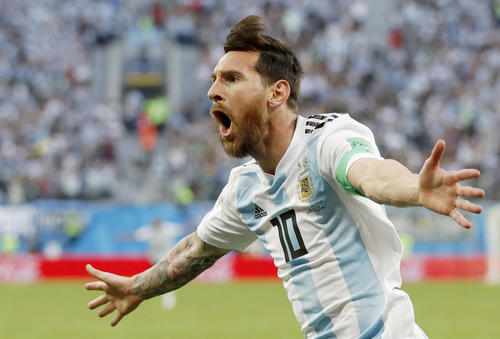 先制ゴールを決め喜ぶアルゼンチンのメッシ - フォトギャラリー - サッカー - 海外 : 日刊スポーツ