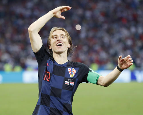 喜ぶモドリッチ フォトギャラリー サッカー 海外 日刊スポーツ