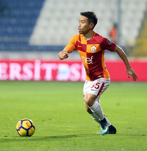 ガラタサライ監督、長友に言及「獲得してよかった」 - 海外サッカー