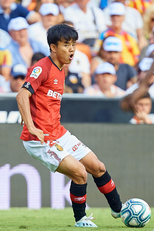 バレンシア対マジョルカ　後半、途中出場でスペインリーグデビューを果たすマジョルカ久保（撮影・PIKO）