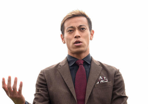本田圭佑が踏み込んで答えた自ら募った３つの質問 海外サッカー写真ニュース 日刊スポーツ