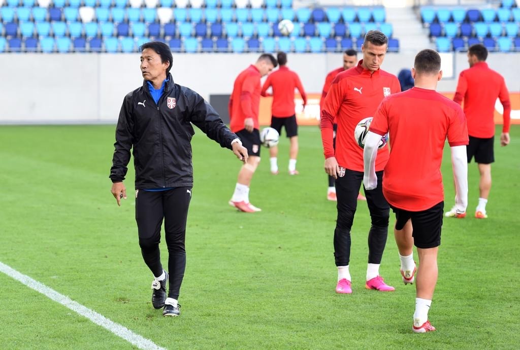 セルビア代表のアシスタントコーチとしてW杯に臨む喜熨斗勝史氏（喜熨斗氏提供）