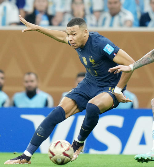 ｗ杯得点王のエムバペ 休暇返上のスピード復帰 予想外 仏紙も驚き フランスリーグ写真ニュース 日刊スポーツ