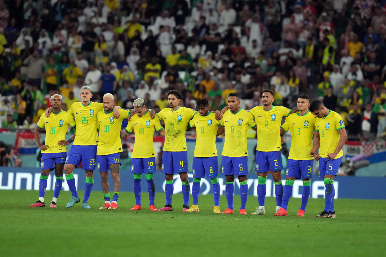W杯カタール大会　クロアチア対ブラジル　PK戦に臨むブラジル代表（現地時間22年12月9日　撮影・パオロ・ヌッチ）