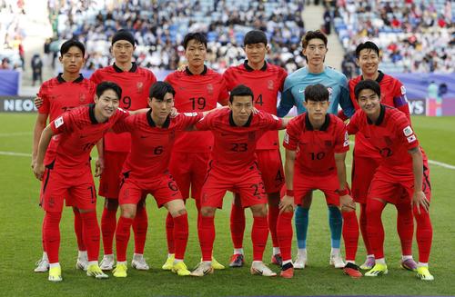 韓国イレブン（ロイター）