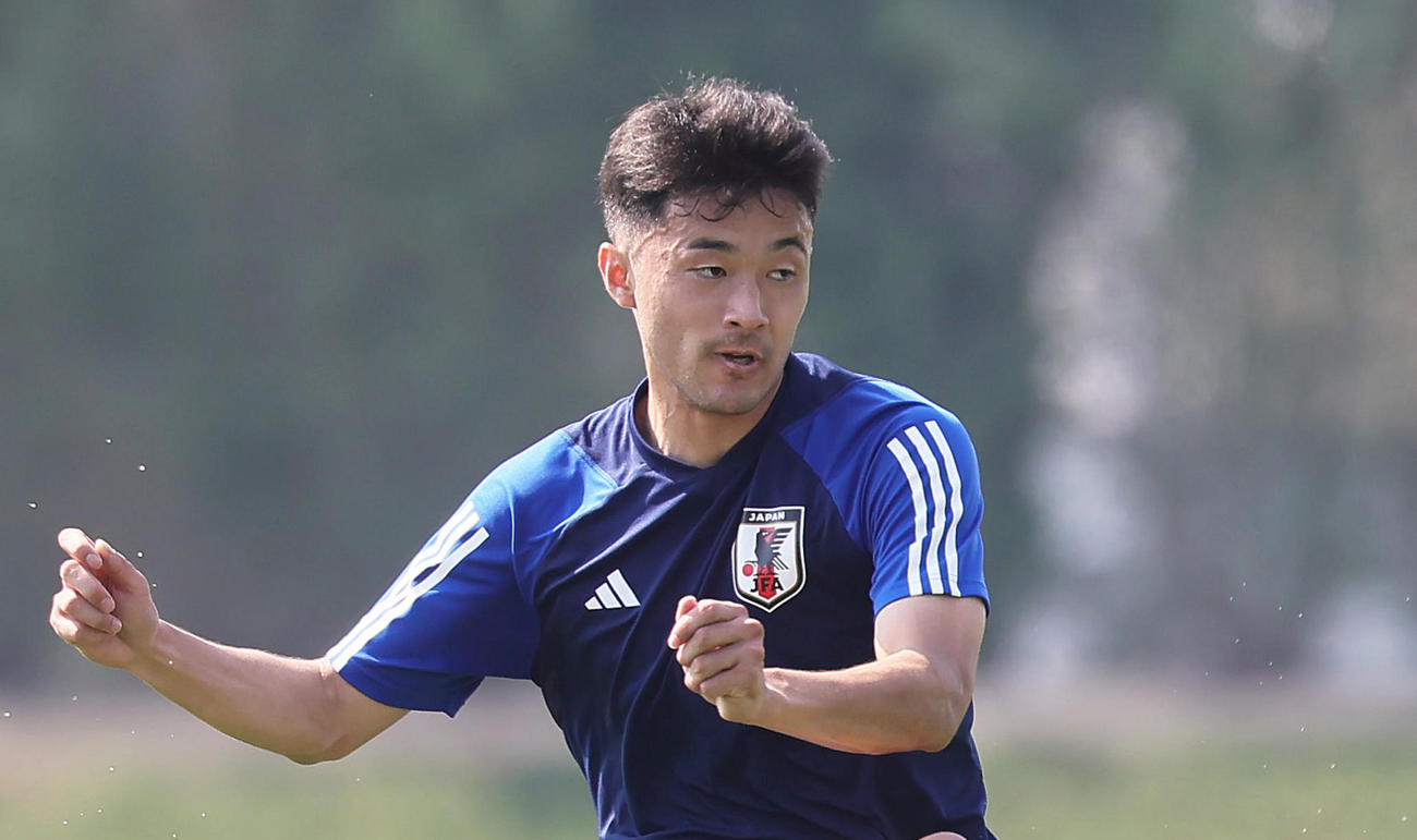 菅原由勢（24年2月撮影）