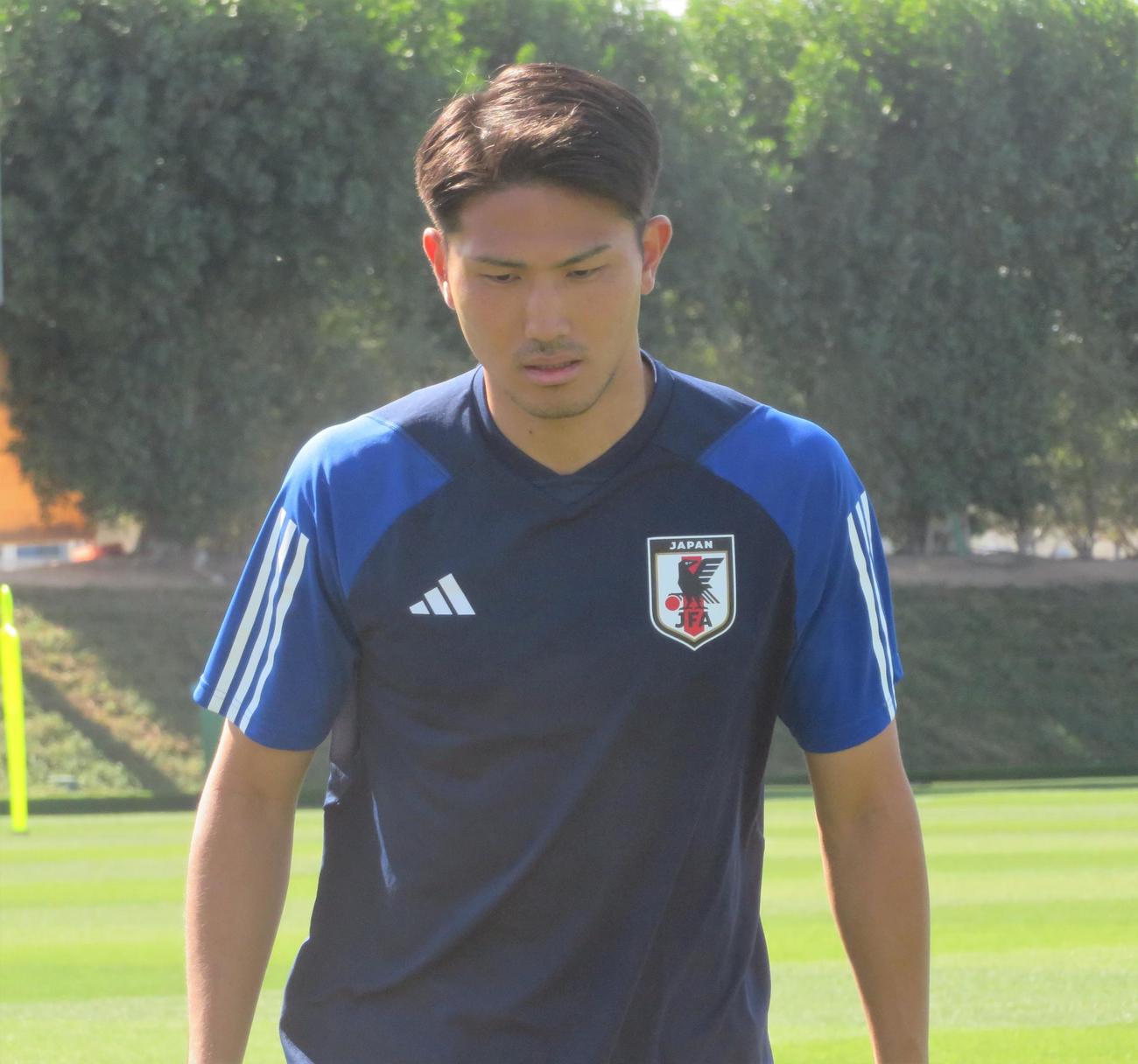 日本代表DF渡辺剛（撮影・佐藤成）