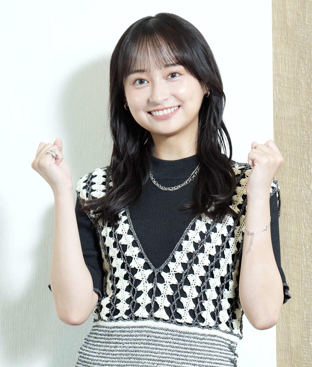 影山優佳