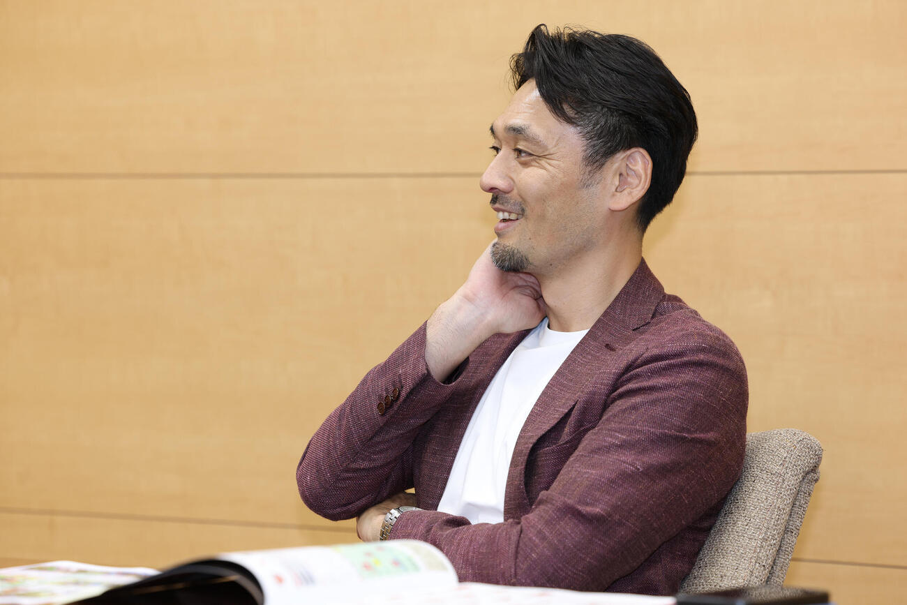 試合の展望を語る戸田和幸氏