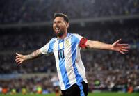 メッシが発信「信念は変わらない」GOAT文字入りタンブラー披露に各国ファン熱視線 - 海外サッカー : 日刊スポーツ