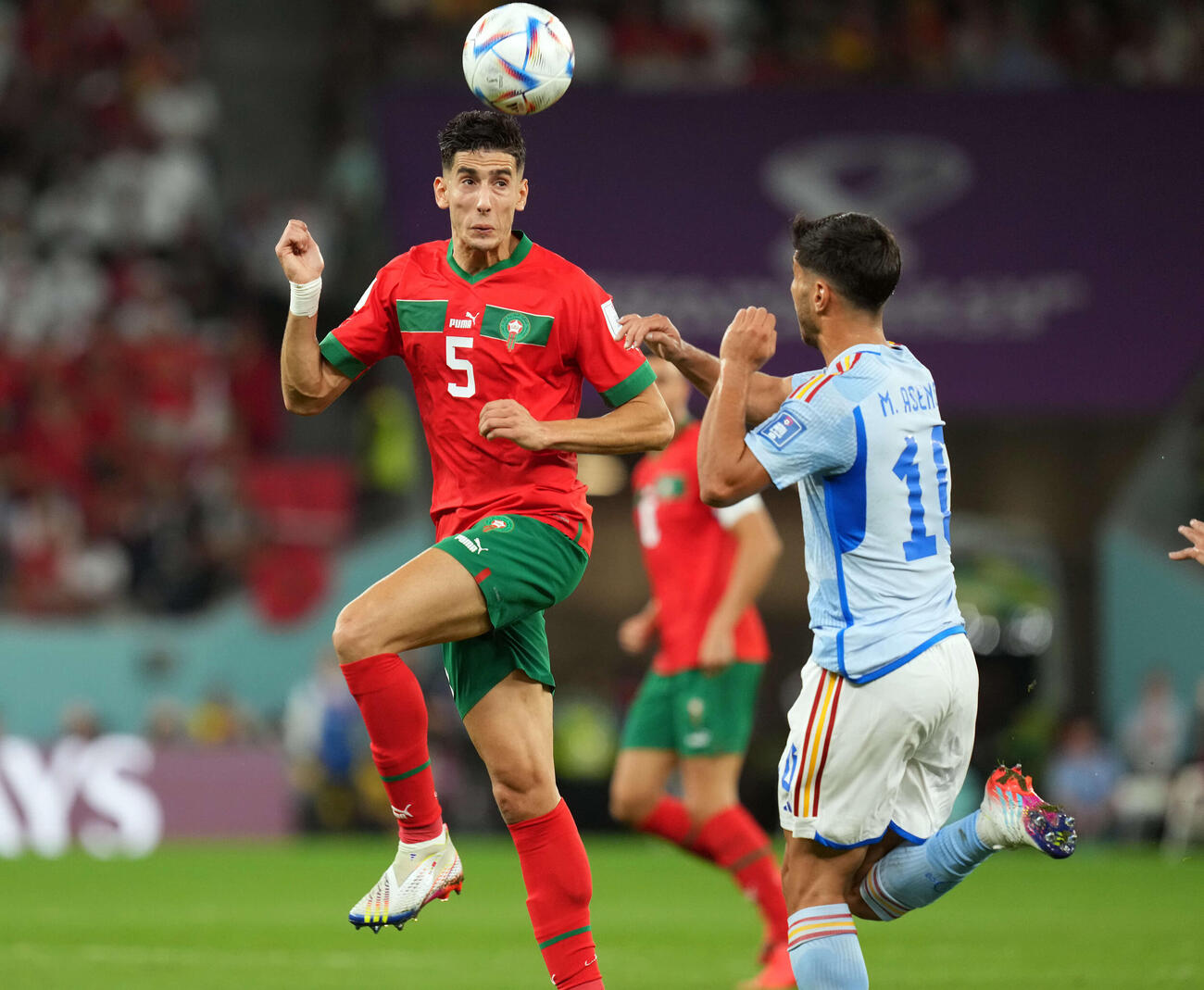 2022年カタールW杯に出場したモロッコ代表アゲルド（左）（撮影・パオロ・ヌッチ）