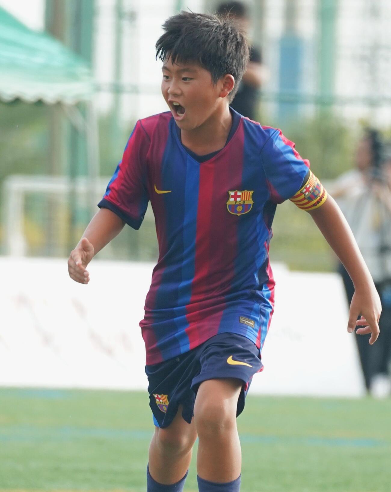 U－12ジュニアサッカーワールドチャレンジで躍動するスペイン1部バルセロナの下部組織に所属の西山芯太（撮影・栗林真菜）