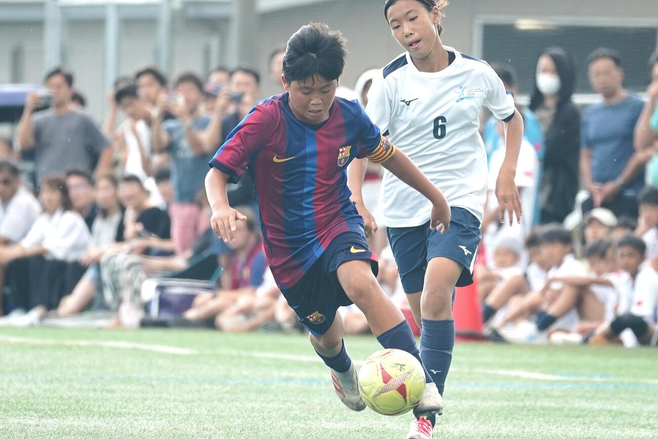 U－12ジュニアサッカーワールドチャレンジで躍動するスペイン1部バルセロナの下部組織に所属の西山芯太（撮影・栗林真菜）