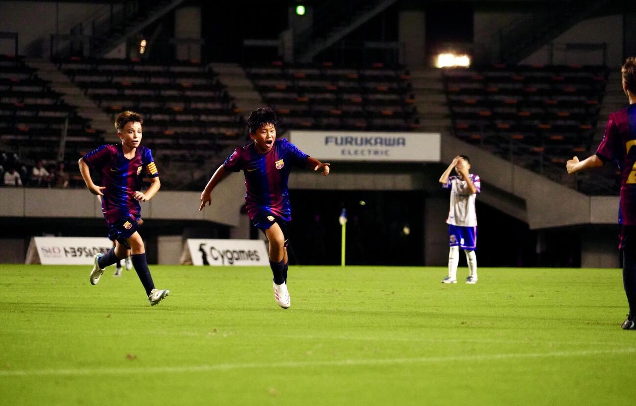 U－12ジュニアサッカーワールドチャレンジ2026決勝で先制点を挙げたFCバルセロナU－12のMF西山芯太