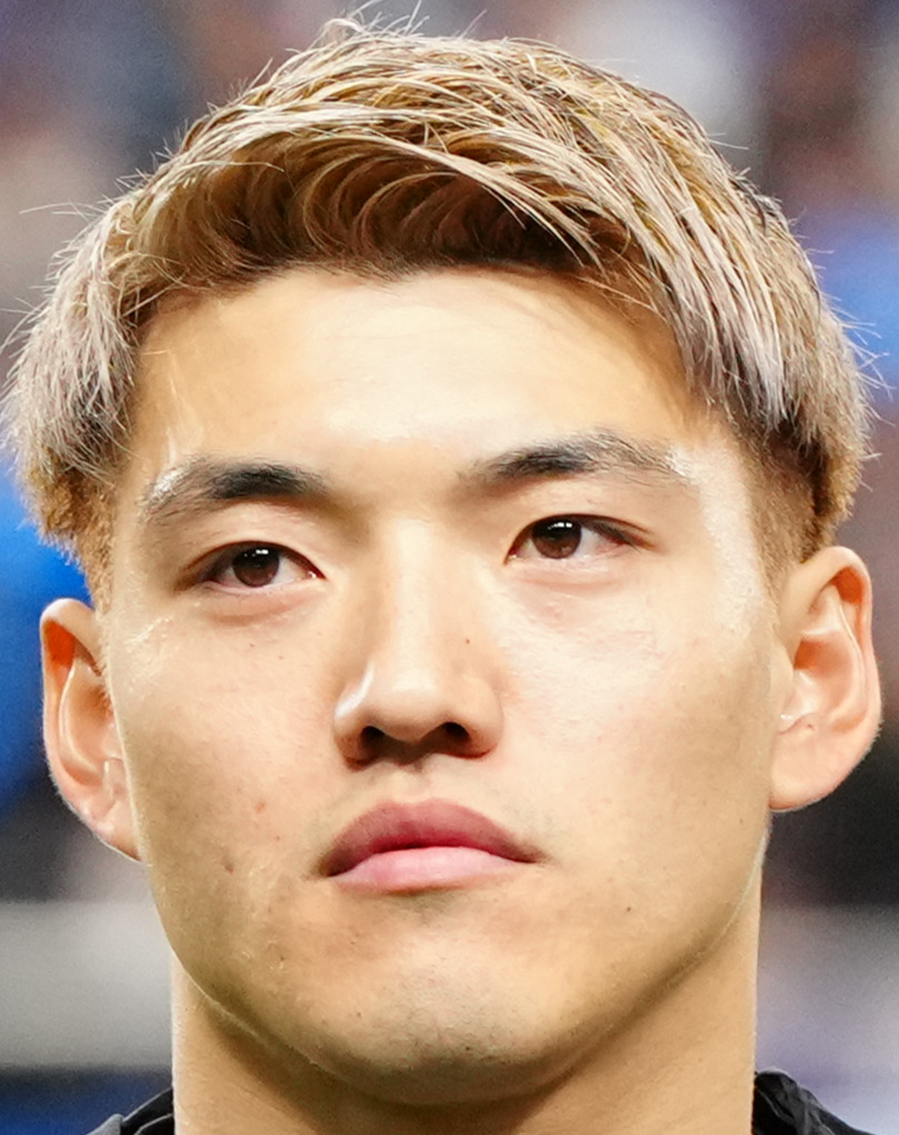日本人対決！堂安律＆小杉啓太がフル出場のEフランクフルト、佐野海舟のマインツに３－１勝利