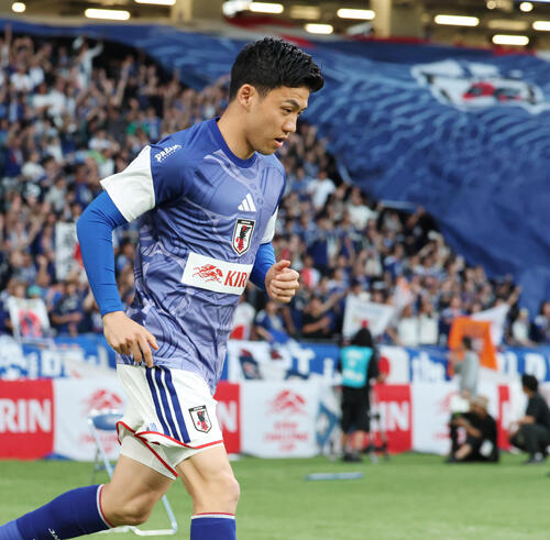 日本代表】遠藤航3カ月半ぶり実戦復帰 吉田麻也からキャプテンマーク