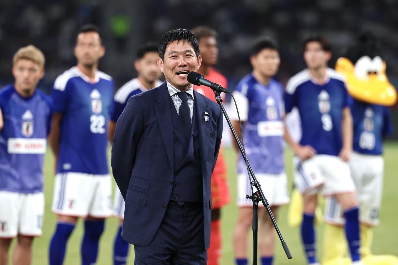 キリンチャレンジカップ2026　日本対アイスランド　日本対アイスランド　試合後、壮行セレモニーであいさつする森保一監督（撮影・宮地輝）