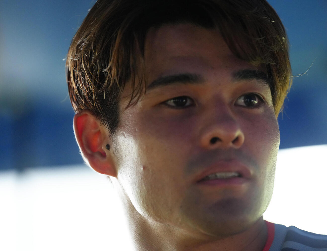 サッカー日本代表W杯北中米大会事前合宿　練習後の取材に応じる佐野海舟
