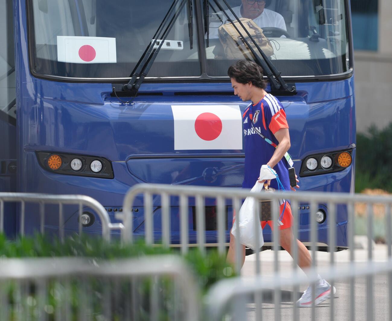サッカー日本代表W杯北中米大会関連　ベースキャンプ　チームが休日のこの日、練習場に姿を見せた南野拓実＝2026年6月9日（現地時間）