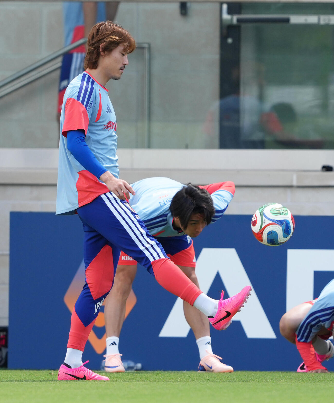 サッカー日本代表W杯北中米大会ベースキャンプ　練習に臨む瀬古歩夢（撮影・足立雅史）＝2026年6月11日（現地時間）