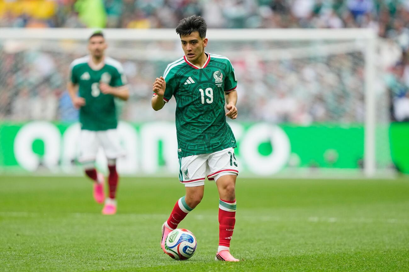 17歳240日でのワールドカップ出場を果たしたメキシコMFジルベルト・モラ（AP）