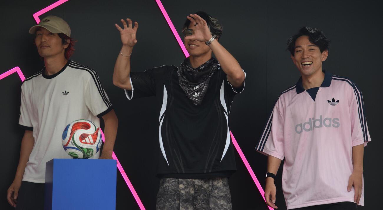 イベントに登場した、左から原口、浅野、三好（撮影・山田遼太郎）