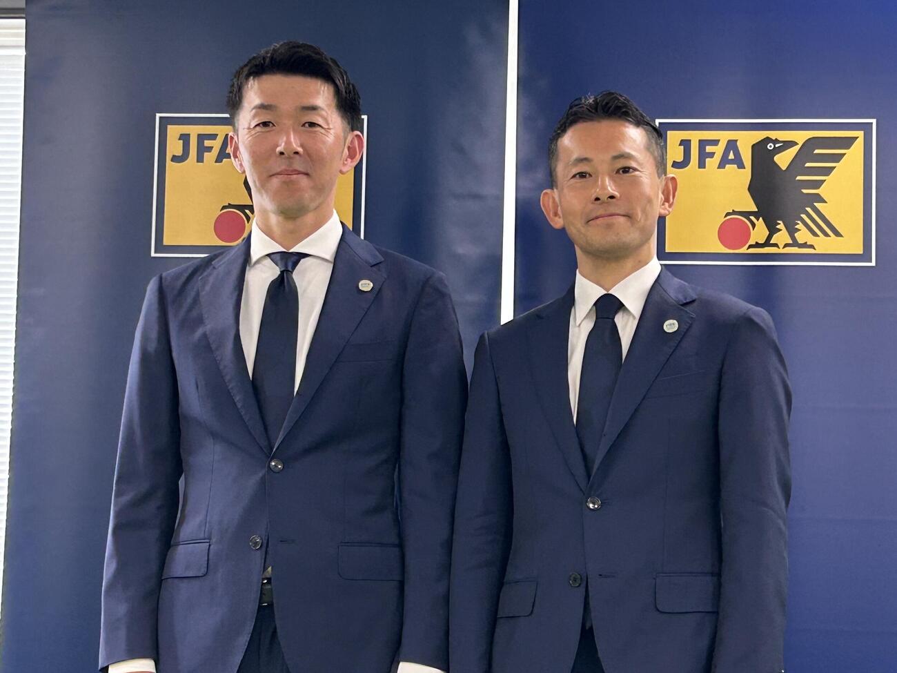 W杯北中米大会に参加する荒木友輔主審（左）と三原純副審（2026年撮影）