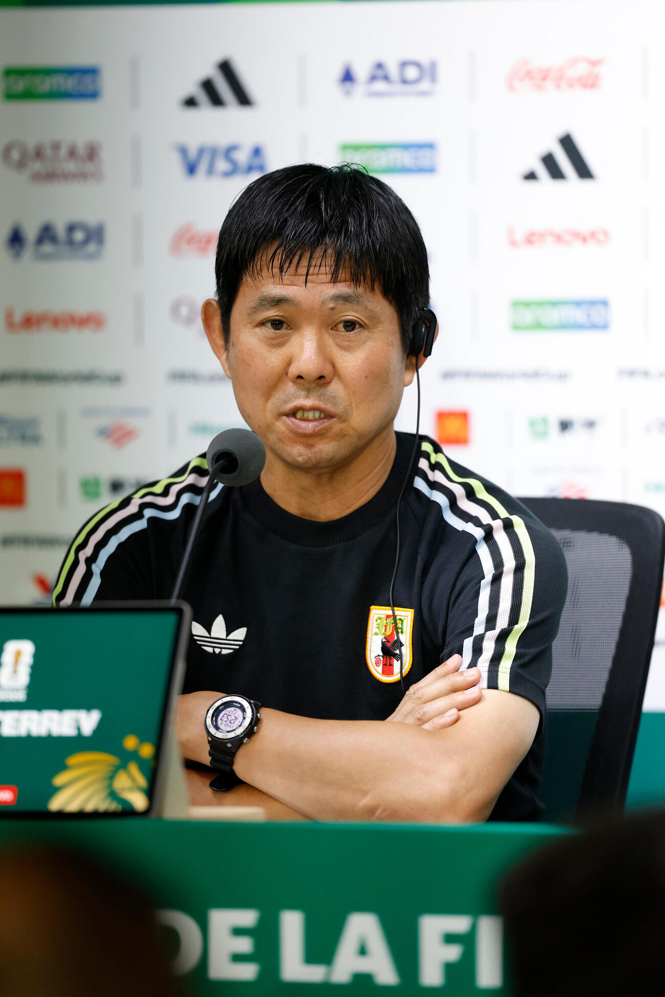 公式会見に臨む森保一監督