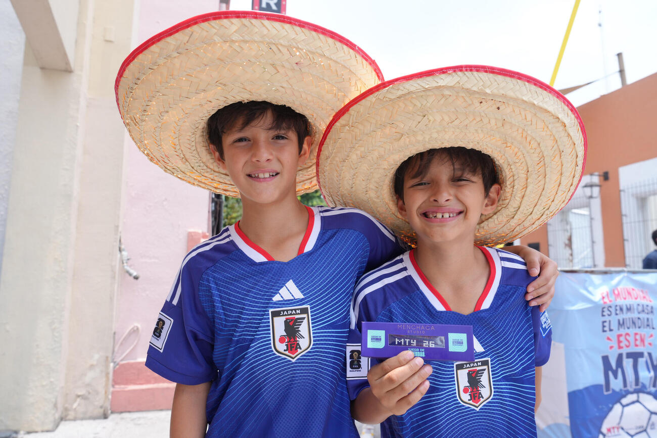 日本対チュニジア　試合を前に盛り上がりを見せる現地の日本サポーター（撮影・足立雅史）