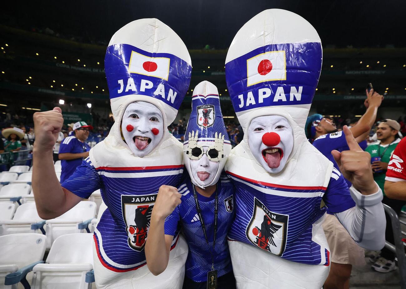 日本サポーター（ロイター）