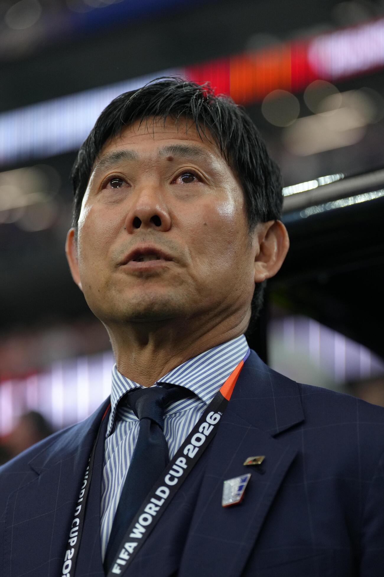 日本対スウェーデン　君が代を斉唱で目を潤ませる森保一監督（撮影・足立雅史）