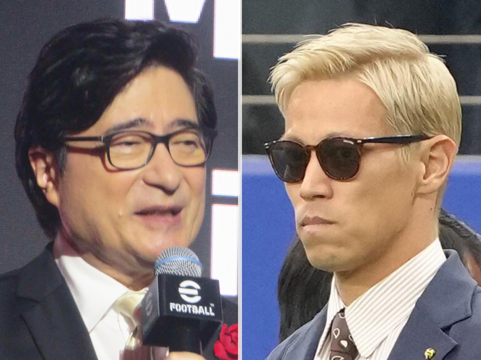 ジョン・カビラ（左）と本田圭佑