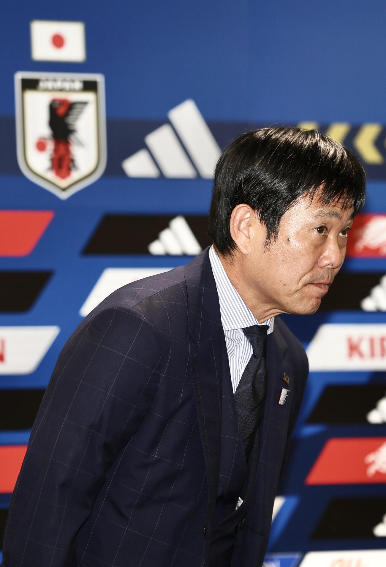 帰国会見に臨む森保一監督（撮影・河田真司）