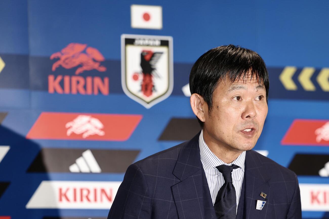 帰国会見に臨む森保一監督（撮影・河田真司）