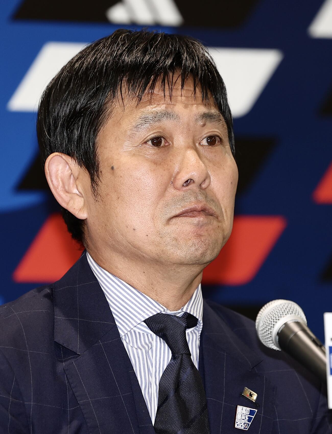 帰国会見に臨む森保一監督（撮影・河田真司）
