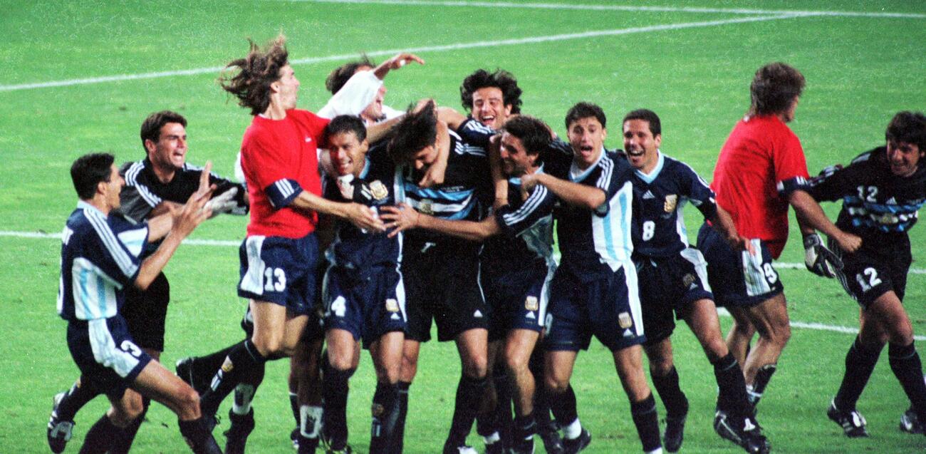 98年6月、W杯フランス大会　アルゼンチン対イングランド　PK戦の末、イングランドを下し大喜びのアルゼンチンイレブン