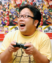 真剣な表情で対戦に臨む