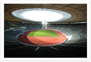 写真：ベルリン・オリンピックスタジアム（オリンピアシュタディオン）
