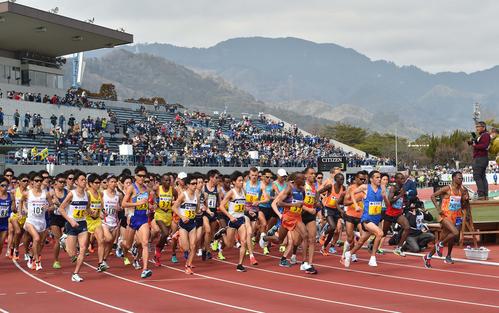 第73回びわ湖毎日マラソン、スタート風景（撮影・上田博志）