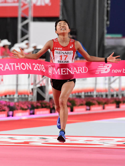 日本人最高の3位でゴールする関根花観(撮影・前岡正明)