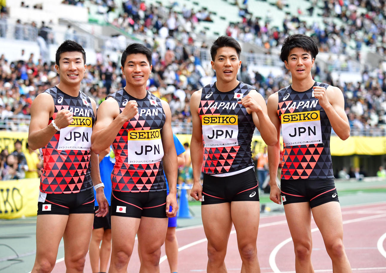 38秒00で優勝する日本チーム、右から1走多田修平、2走山県亮太、3走小池祐貴、アンカー桐生祥秀（撮影・清水貴仁）