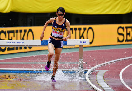 女子3000メートル障害　10分12秒12で石沢ゆかりが優勝する（撮影・清水貴仁）