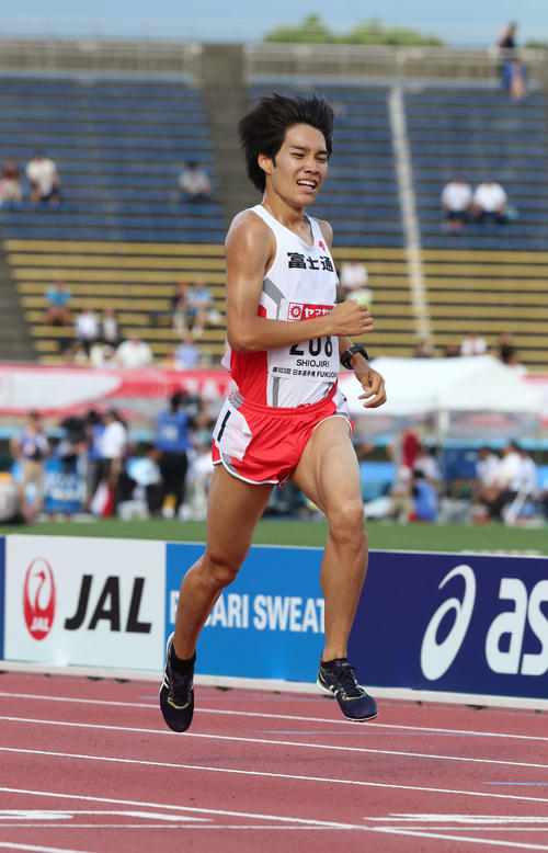 男子3000メートル障害予選　予選2組　1着となった塩尻和也（撮影・梅根麻紀）