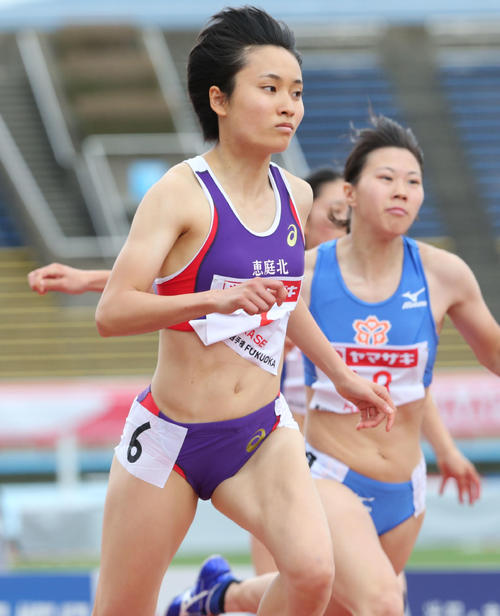 女子100メートル予選　1組　予選1組1着の御家瀬緑（撮影・梅根麻紀）