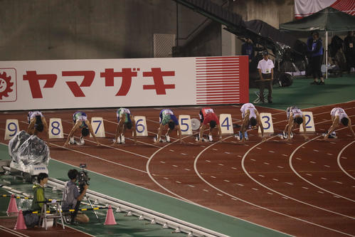 男子100m決勝 優勝したサニブラウン・ハキーム(撮影・栗木一考)=2019年6月28日、博多の森陸上競技場