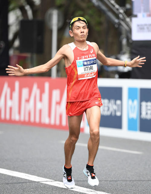 25位でゴールする今井（撮影・鈴木みどり）