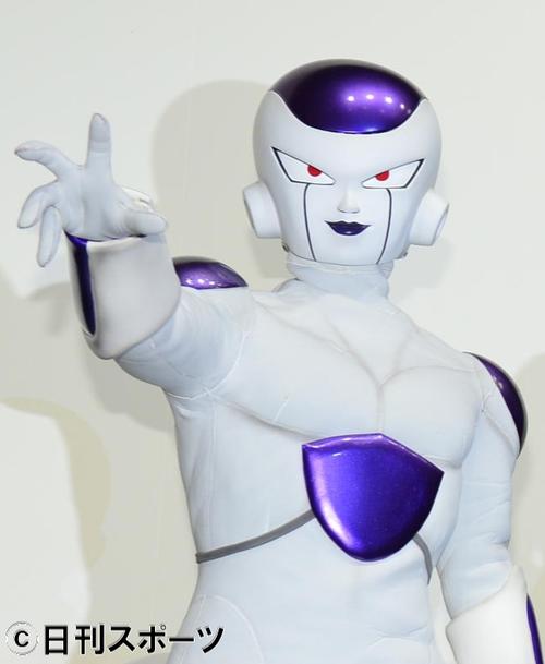 ドラゴンボールのフリーザ（１５年２月２１日撮影）